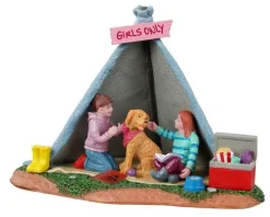 13555 - Girls Backyard Camping - Lemax Table Pieces