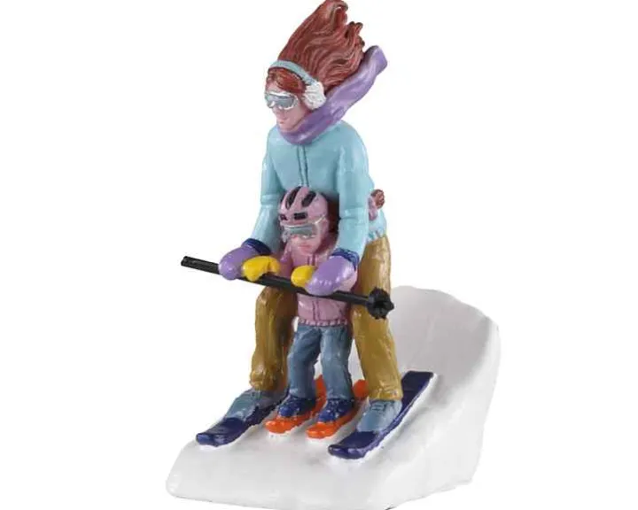 02938 - Mommy & Me Ski - Lemax Figurines