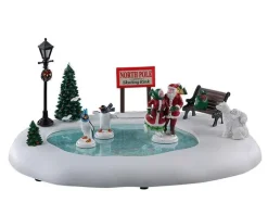 14837 - North Pole Skating Rink, Battery-Operated (4.5V) - Lemax Table Pieces