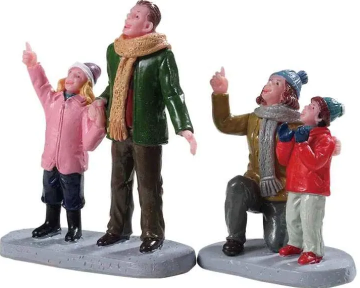92770 - People Admiring Fireworks, Set Of 2 - Lemax Figurines