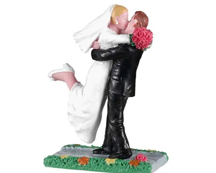 02927 - The Newlyweds - Lemax Figurines